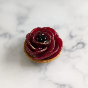 Cured Beetroot, Seaweeds, Caviar Tart